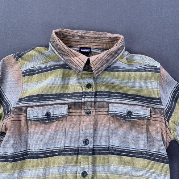 Patagonia Shirt Womens Small Bearfoot Tan Striped Fjord Flannel Outdoors Hiking - Picture 3 of 13